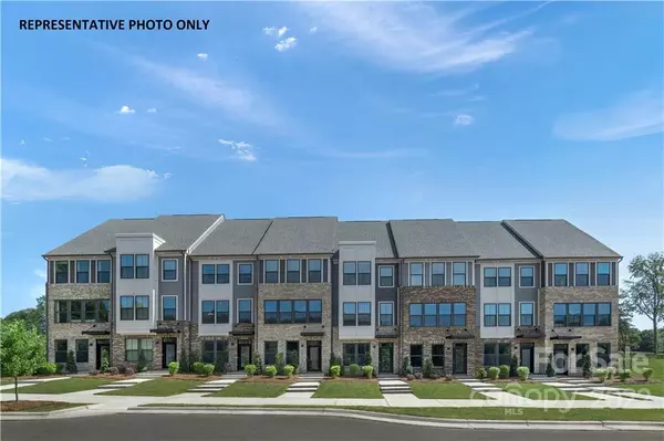 3617 S Tryon ST #1012 E, Charlotte, NC 28217