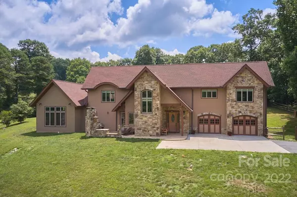 Fairview, NC 28730,338 Garren Creek RD