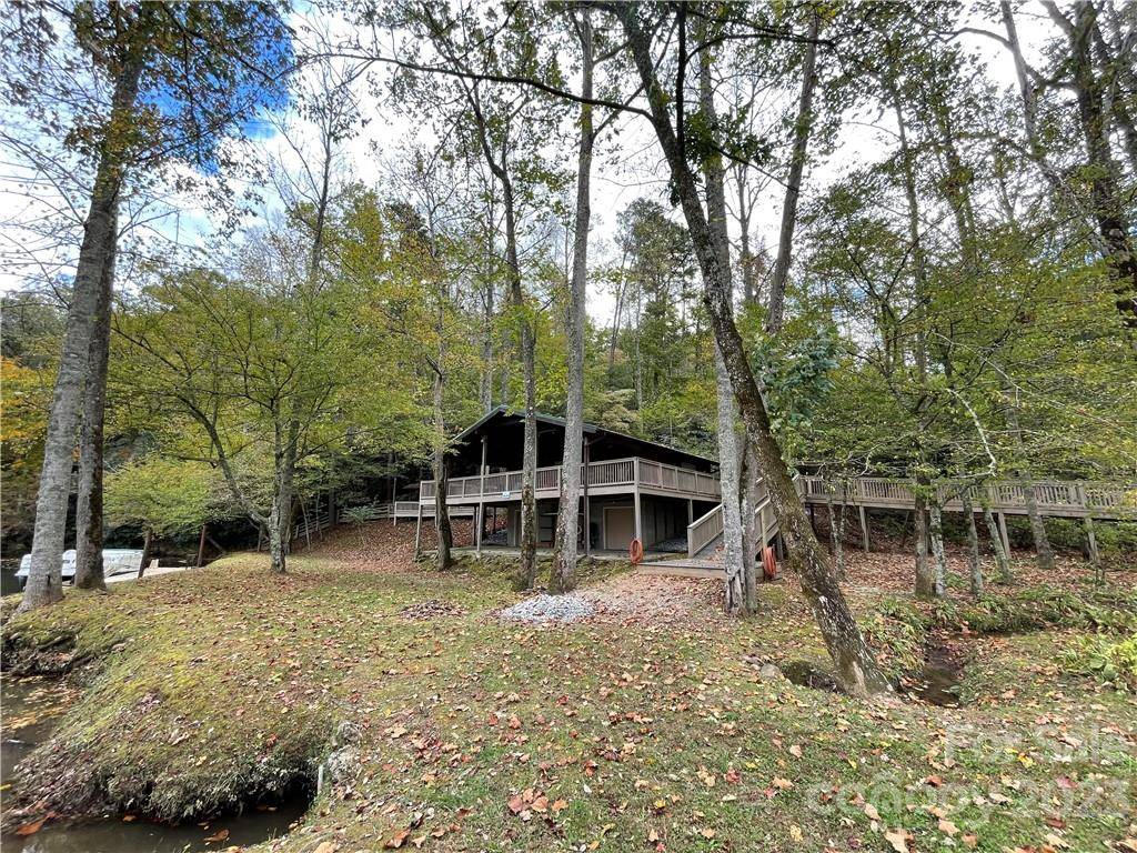 Zirconia, NC 28790,0000 camp cove RD E #17