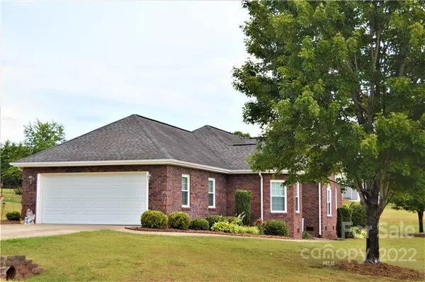 Granite Falls, NC 28630,5798 Little Oak CT