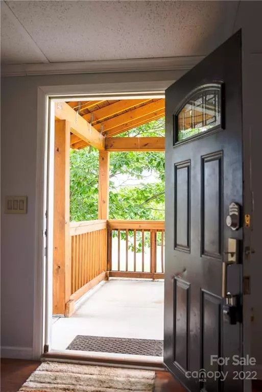 Taylorsville, NC 28681,399 Cole Campbell RD