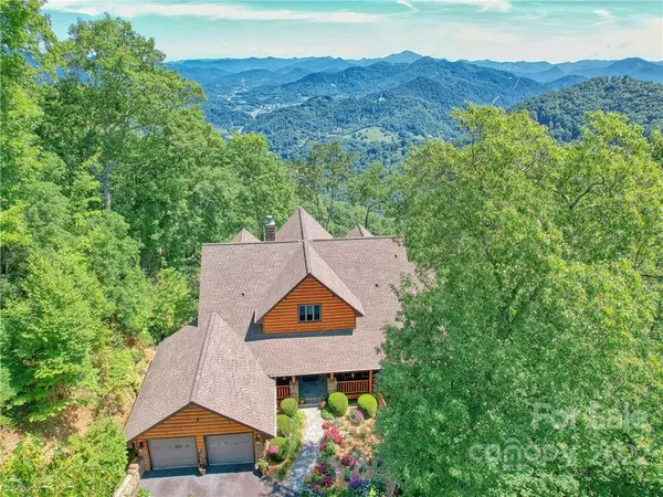 210 Natsi TRL, Maggie Valley, NC 28751