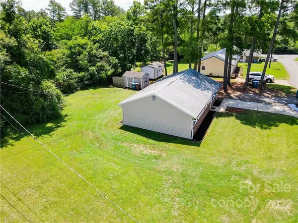 Ellenboro, NC 28040,132 Akers LNDG