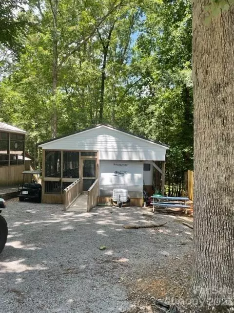 Mount Gilead, NC 27306,154 LARBOARD TRL #6B