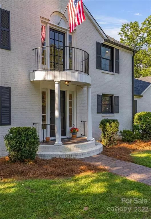 Winston Salem, NC 27104,2131 Buena Vista RD