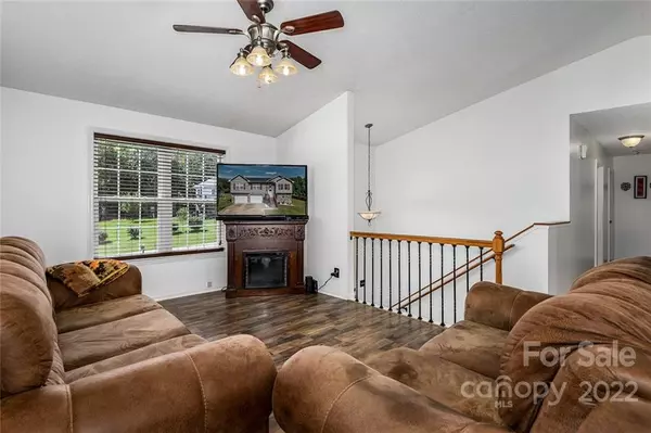 Lenoir, NC 28645,3906 Leah Belle LN