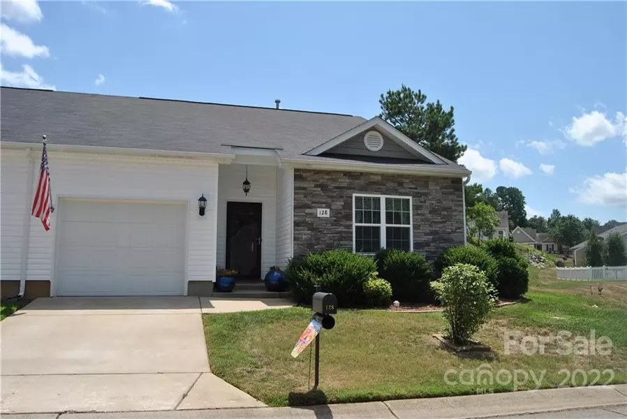 128 Woodbridge CIR, Mount Holly, NC 28120