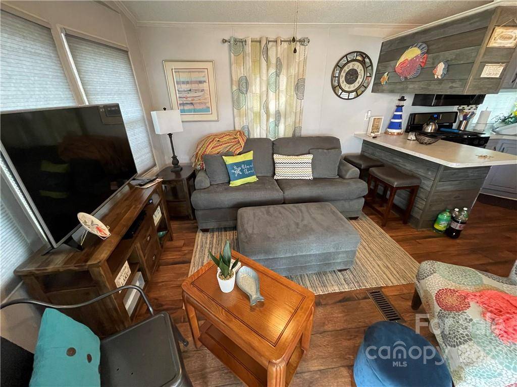 New London, NC 28127,106 Hickory CIR