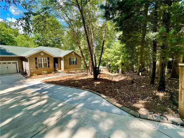 Charlotte, NC 28278,13554 Pine Harbor RD