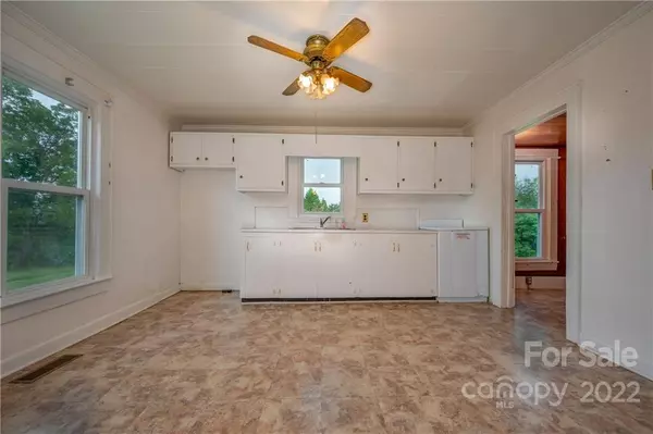 Ellenboro, NC 28040,1264 Henrietta ST