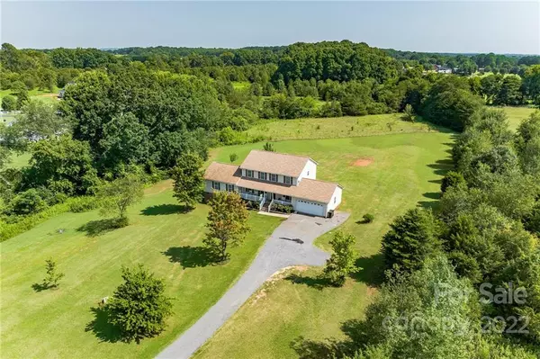 1310 Maple Lee CT, Crouse, NC 28033