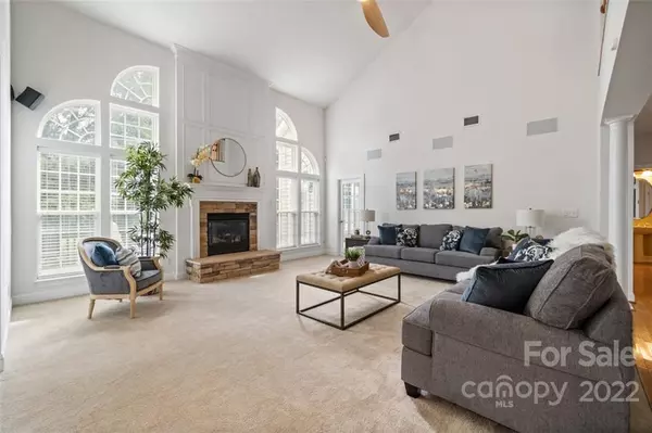151 Corona CIR, Mooresville, NC 28117