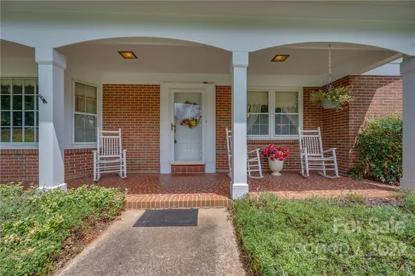 Rutherfordton, NC 28139,761 Poors Ford RD