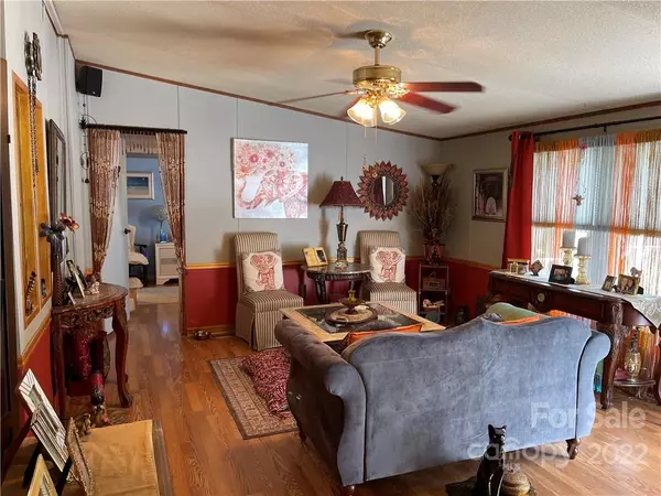 Valdese, NC 28690,2983 High Peak RD