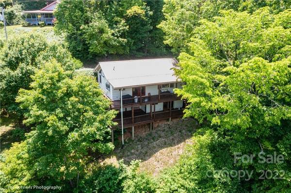 540 Whisper Mountain RD #10, Franklin, NC 28734