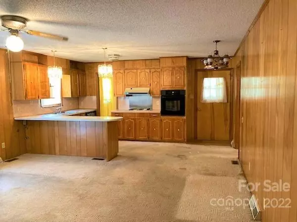 Rutherfordton, NC 28139,599 Davenport RD