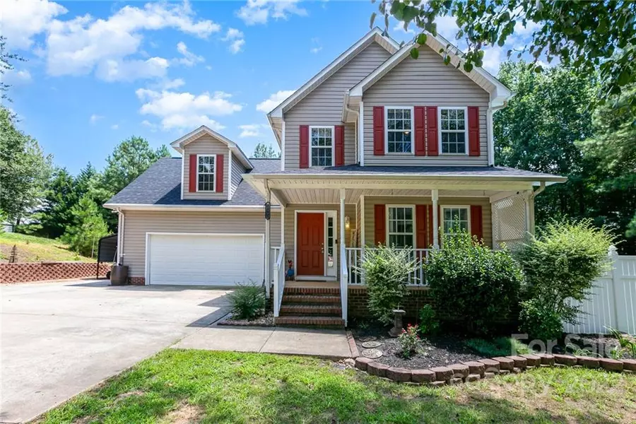 3397 Mooring PL, Sherrills Ford, NC 28673