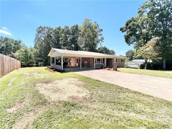 Hudson, NC 28638,167 Whispering Pines DR