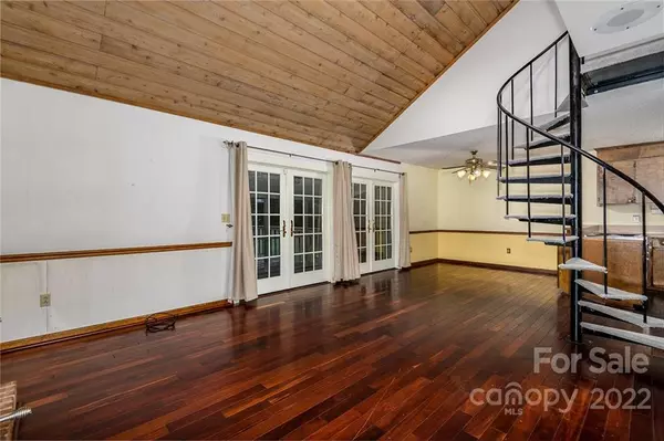 Hickory, NC 28601,6199 Timberlane TER