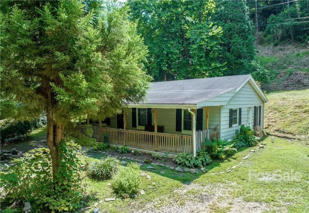 Green Mountain, NC 28740,84 Hopson HOLW