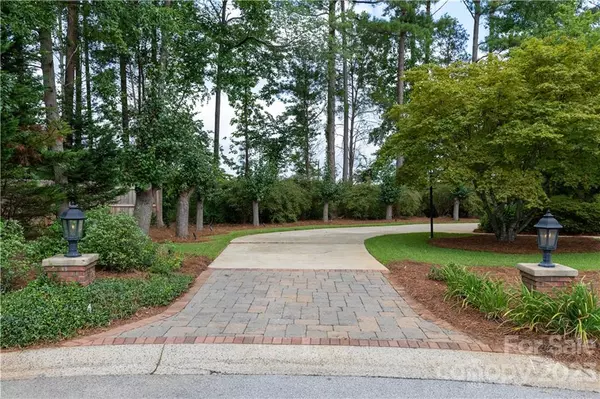 Rock Hill, SC 29732,1699 Hunting CT