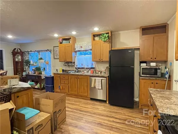 Maiden, NC 28650,3535 Meldonna DR