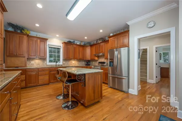 Rutherfordton, NC 28139,227 Beechtree CIR