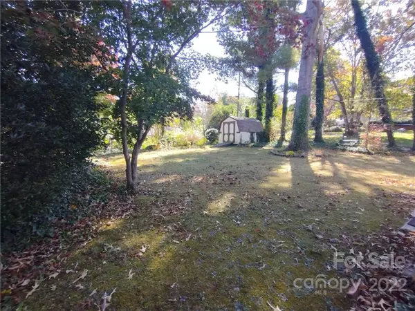 Hendersonville, NC 28792,2114 N Stoney View CT