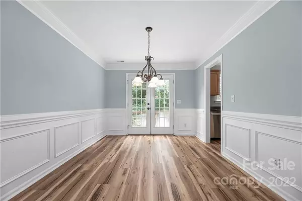 Stanley, NC 28164,7126 Quail Hunt DR