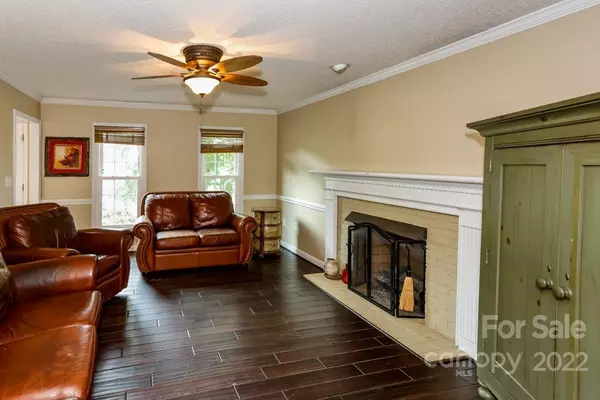 Rutherfordton, NC 28139,150 Cricket Creek DR