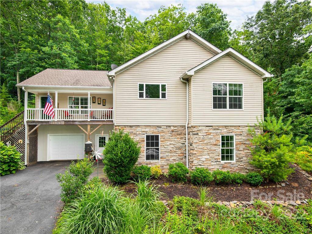 3197 N Fork Left Fork RD, Black Mountain, NC 28711
