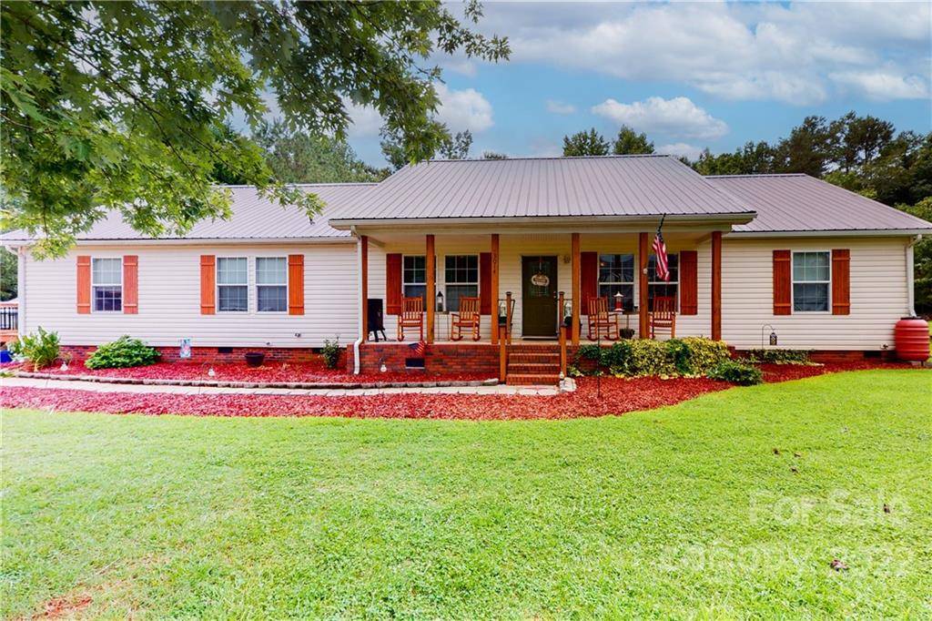 Stanley, NC 28164,3014 Drake DR