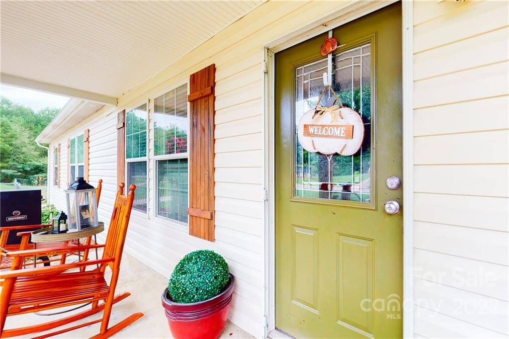 Stanley, NC 28164,3014 Drake DR