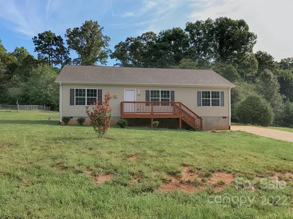 Statesville, NC 28677,131 Whistling Pines DR