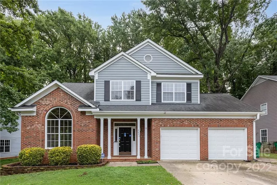 3600 Briarthorne DR, Charlotte, NC 28269