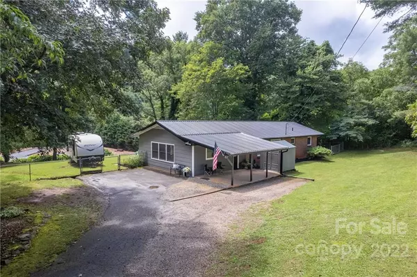 Cullowhee, NC 28723,63 Winterberry DR