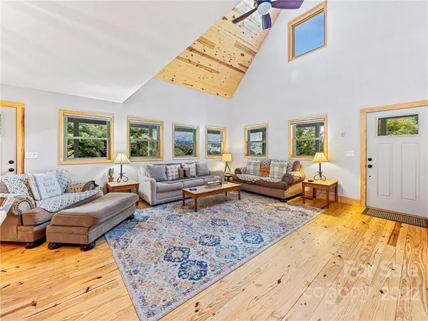 Marshall, NC 28753,239 Hidden Cove TRL