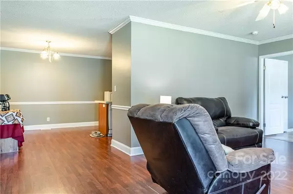 Dallas, NC 28034,1031 Canada DR