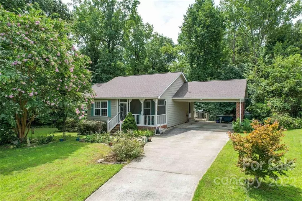 Mount Holly, NC 28120,116 Carpenter CIR