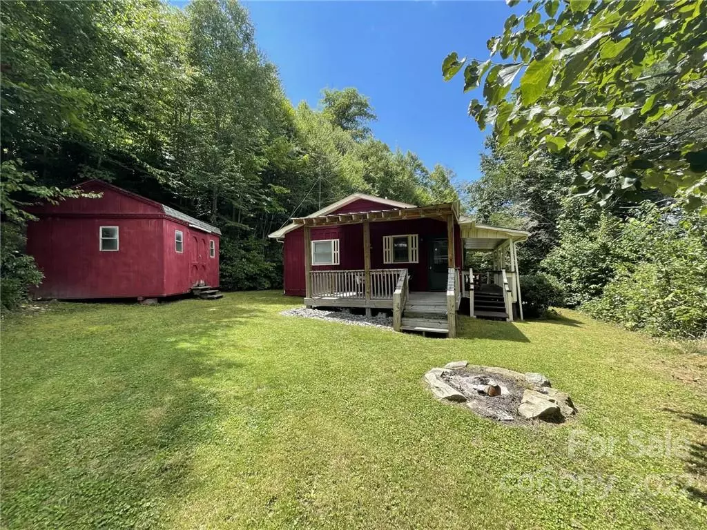 Maggie Valley, NC 28751,41 Wonder DR