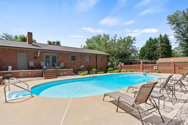 Taylorsville, NC 28681,7130 Millersville RD