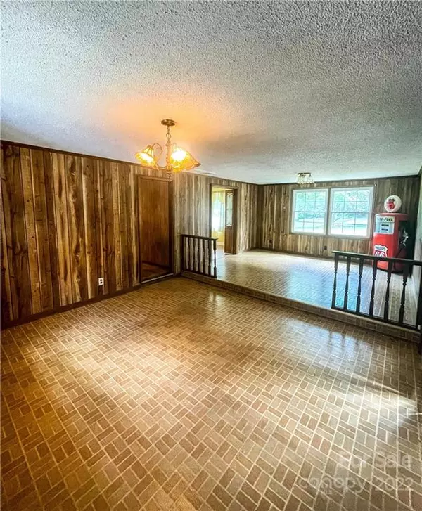 Albemarle, NC 28001,2131 Marwood LN