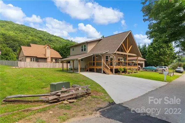 Maggie Valley, NC 28751,61 Indian Trace RD