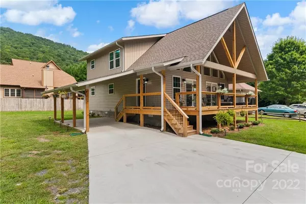 Maggie Valley, NC 28751,61 Indian Trace RD