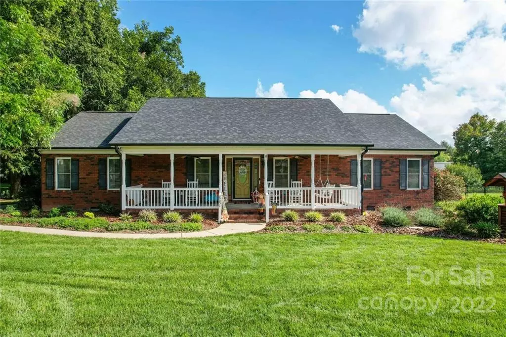 Mount Pleasant, NC 28124,8651 Lee ST