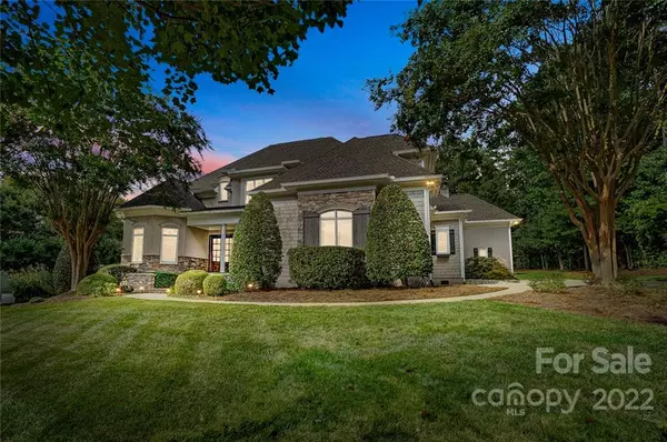 111 Brownstone DR, Mooresville, NC 28117