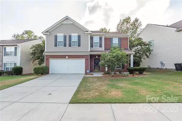 7632 Black Hawk LN, Tega Cay, SC 29708