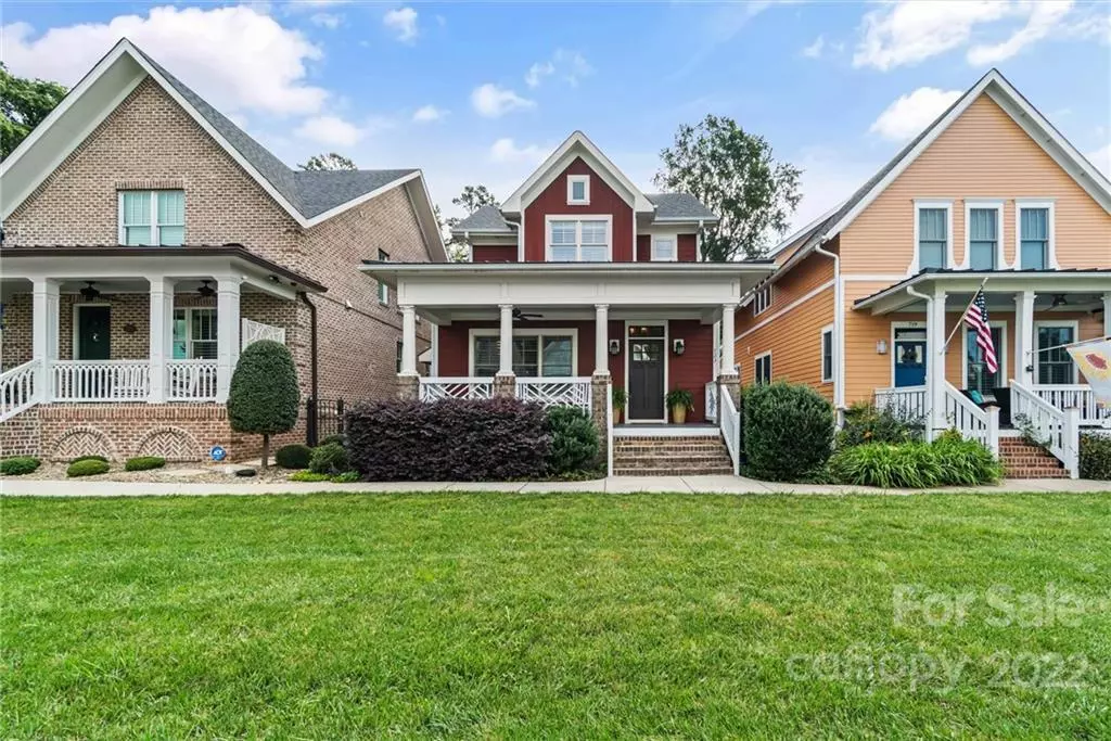 Davidson, NC 28036,723 Emma Claire LN