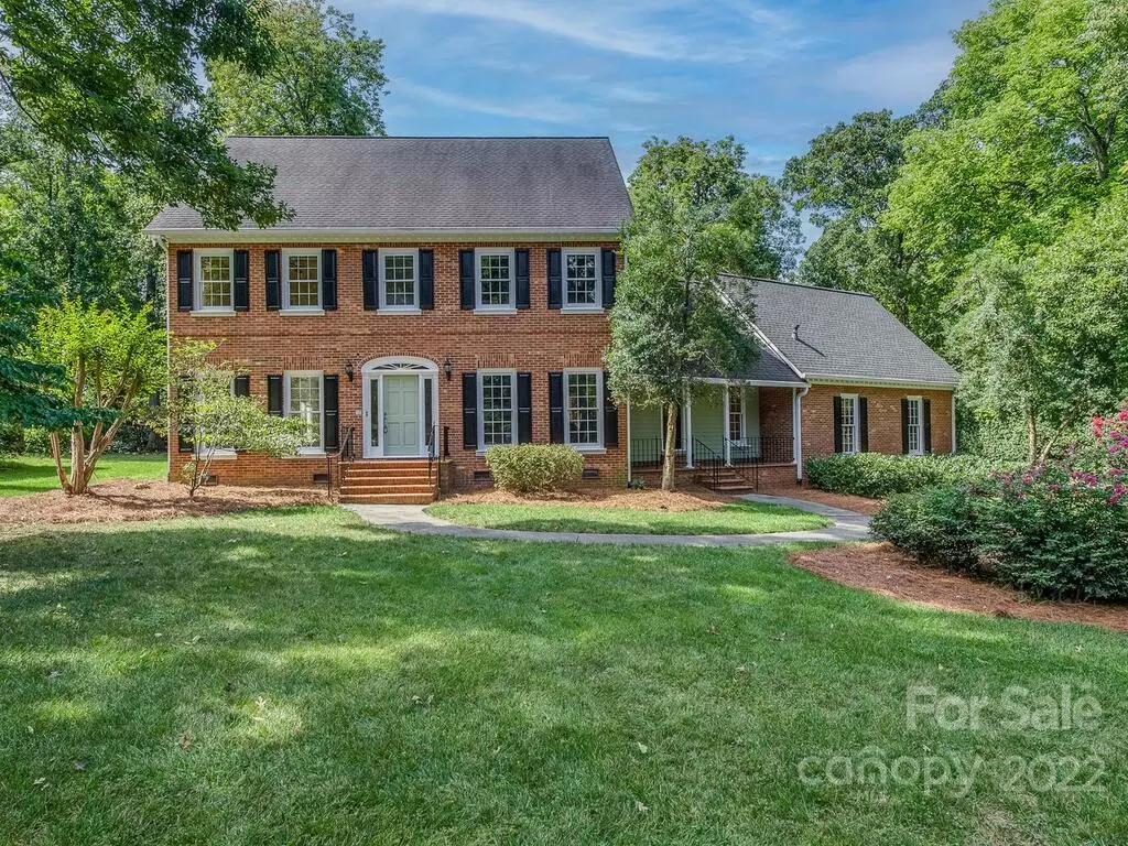 Charlotte, NC 28210,9832 Warwick CIR