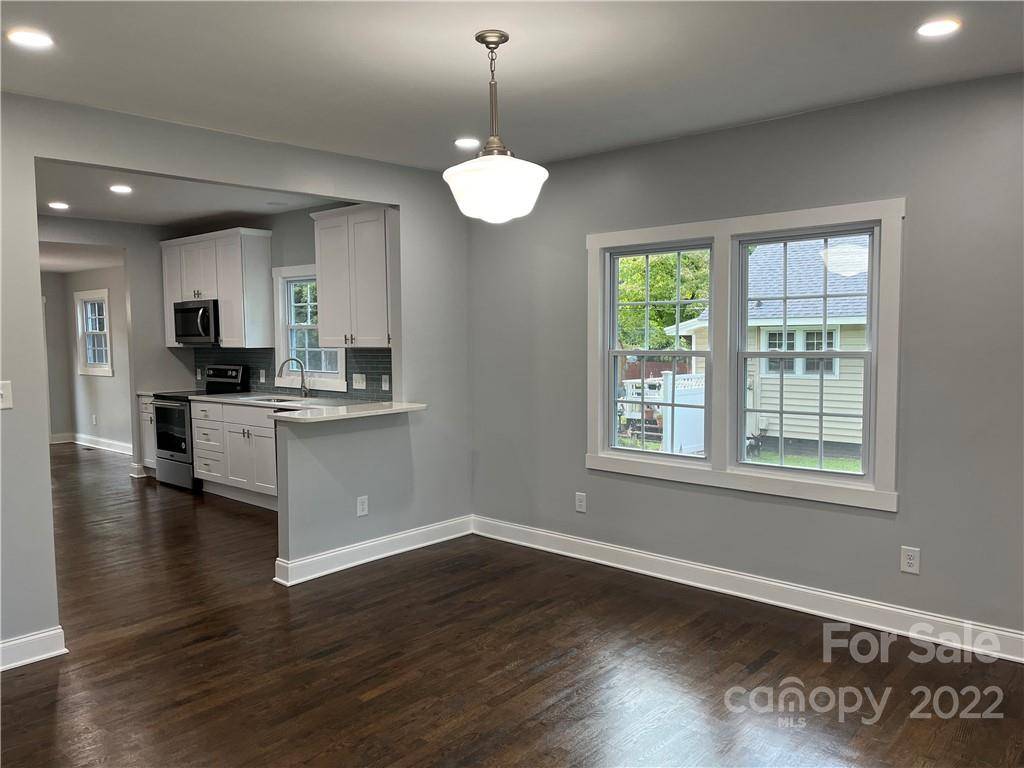 Lowell, NC 28098,1 Stowe ST